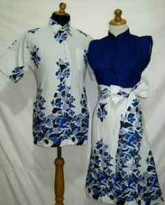 D839 biru, Sarimbit batik model dress kancing depan, belakang karet, tali pinggan nempel Rp 175.000,-