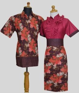 D867 Merah Hati, Sarimbit Batik Model Dress Kancing Depan, Belakang Karet, Obi Bisa Dilepas Rp 182.000,-